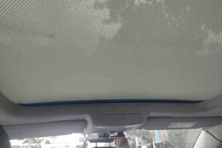 Used Volkswagen Tiguan 2015 1.8TSI Automatic Two-Wheel Drive Comfort Edition Headliner