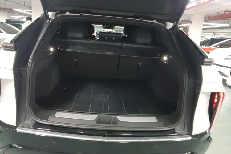 Used Cadillac LYRIQ 2022 Rear-Drive Long-Range Prestige Edition