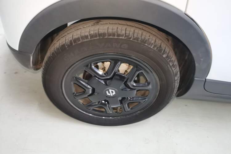 Used Leapmotor T03 2023 310 Lite Edition Right Rear Wheel Hub