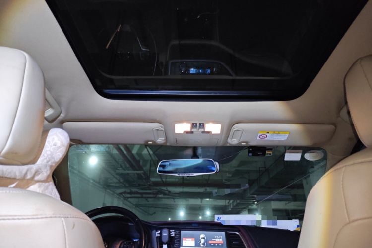 Used Toyota Highlander 2015 2.0T Four-Wheel Drive Luxury Edition 7-Seater
