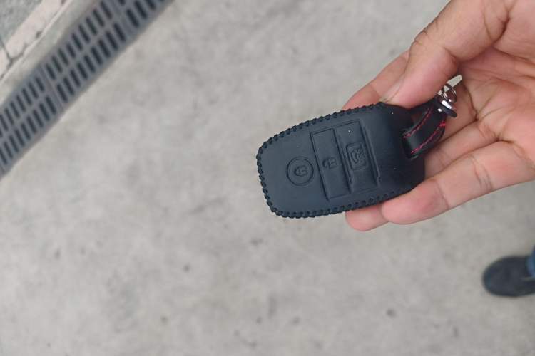 Used Kia K4 2017 1.6T Automatic T-DLX Turbo Vehicle Key