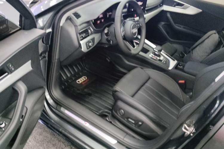 Used Audi A4L 2020 40 TFSI Fashion Dynamic Model