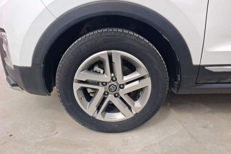 Used CHANGAN CS55 2018 1.5T Automatic Colorful Edition China V Standard
