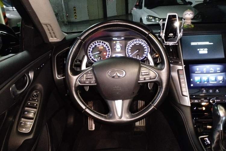 Used Infiniti Q50 2014 3.7L Luxury Sport Edition Steering Wheel