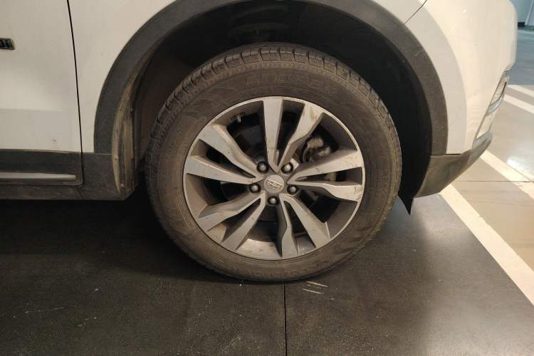 Used Geely Auto Emgrand X7 Sport 2016 1.8TD Automatic ZhiZun Version
