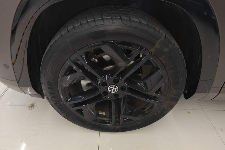 Used Volkswagen Teramont 2025 Tiguan Pro 450TSI Four-Wheel Drive Summit Edition Exterior 1