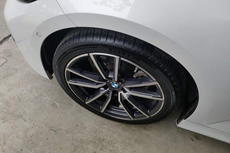 Used BMW 3 Series 2021 Second Facelift 325Li M Sport Package
