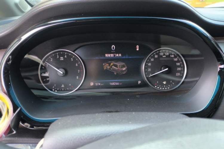 Used Buick GL8 2022 Land Cruiser Executive Class 652T Comfort Model
