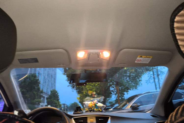 Used Nissan Sylphy 2021 Classic 1.6XE CVT Comfort Edition Headliner