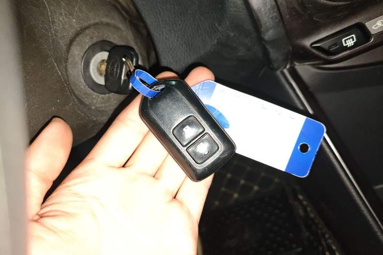 Used Toyota YARiS L Zhi Xuan 2015 1.5E Automatic Charm Edition
