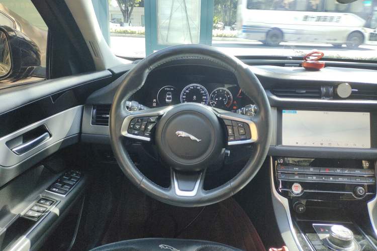 Used Jaguar XFL 2020 XFL 2.0T P200 Two-Wheel-Drive Elite Edition