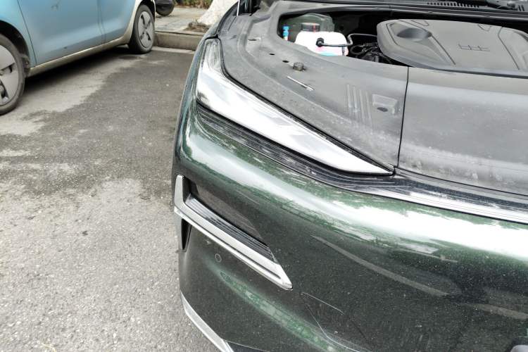 Used Geely Galaxy 8 2025 130km EM-i Flagship Edition Right Front Headlight