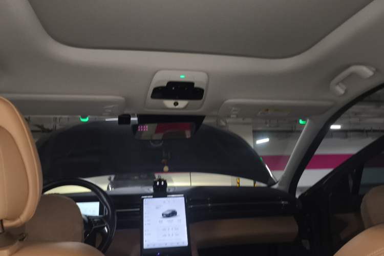 Used Nio ES8 2018 355 km Base Version 6-Seater Edition