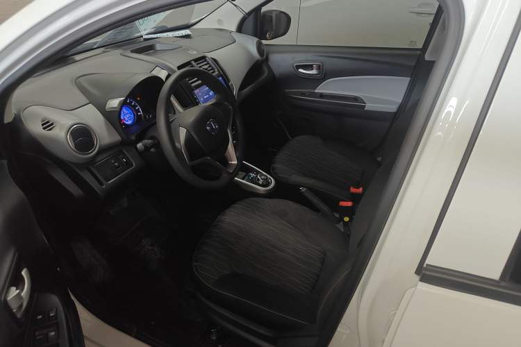 Used Oshan Benni E-Star 2021 National Edition Xin Yue Version (Fast-Charging Edition) Lithium Iron Phosphate (31.95 kWh)