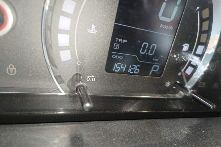 Used Roewe 350 2013 350C 1.5L Automatic Xunyue Edition