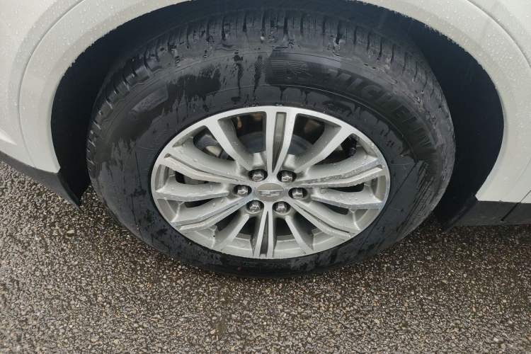 Used Cadillac XT5 2016 25T Luxury Model
