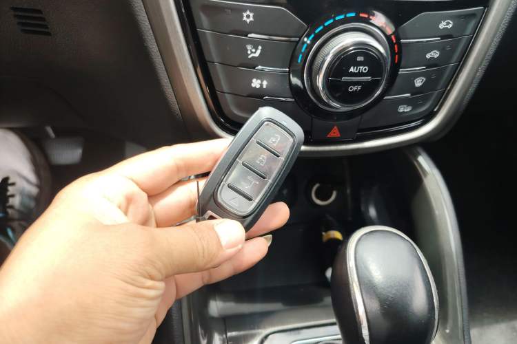 Used Changan CS75 2017 Shangkui Edition 1.8T Automatic All-Wheel-Drive Luxury Model
