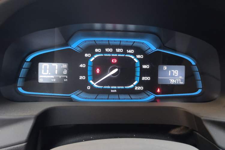 Used Roewe 360 2015 1.5L Manual Luxury Edition
