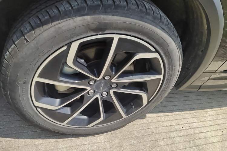 Used Lynk & Co 01 2023 1.5TD EM-F PM Exterior 4