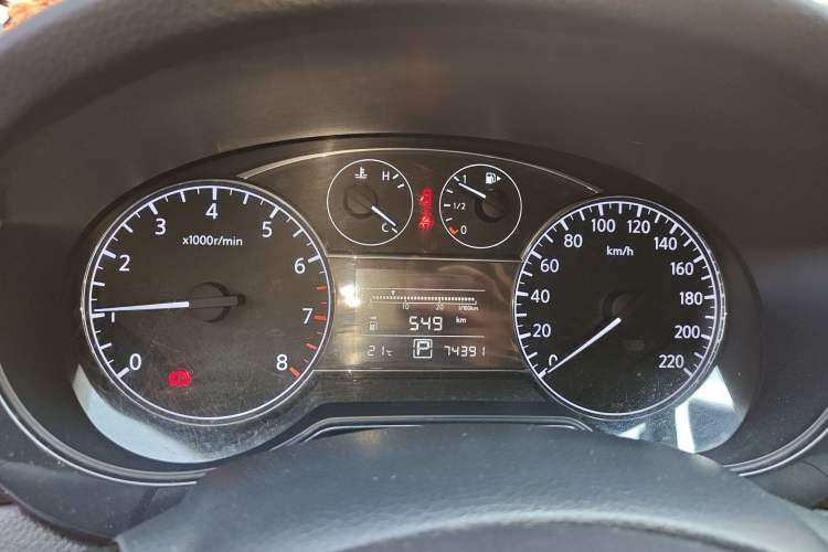 Used Nissan Tiida 2011 1.6L CVT Comfort Model
