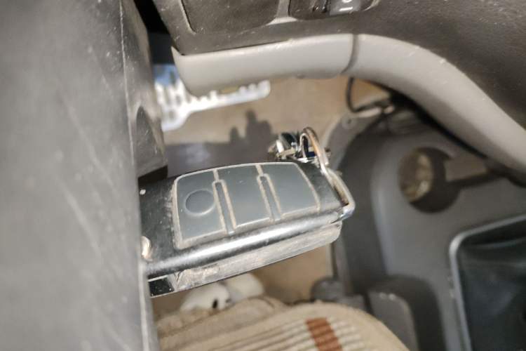 Used FORTHING Lingzhi 2014 V3 1.5L 7-Seater Standard Model II
