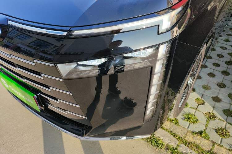 Used GAC Trumpchi E8 2024 Honor Series 2.0L Honor Edition Left Front Headlight