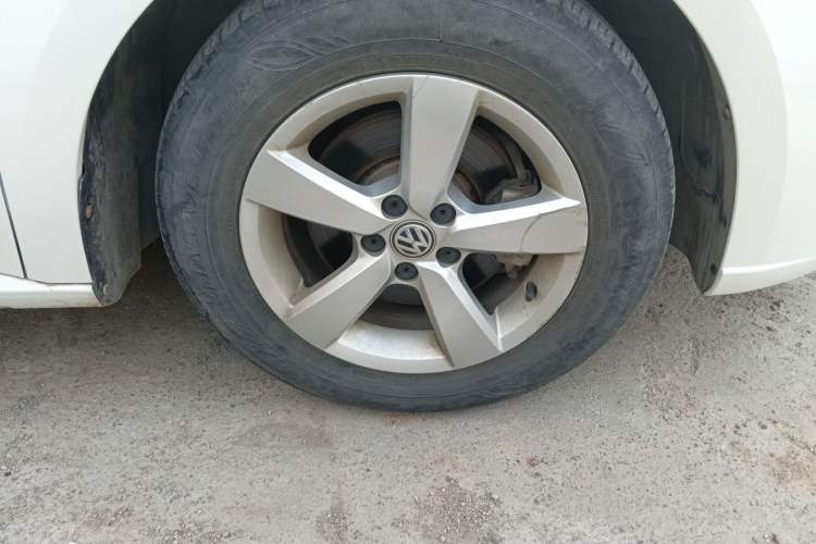 Used Volkswagen Lavida 2019 Lavida Start 1.5L Automatic Trendy Version China VI Standard Right Front Wheel Hub