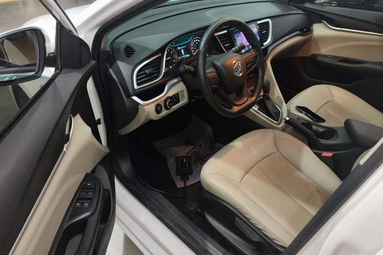 Used Buick GT 2017 15N Automatic Elite Version
