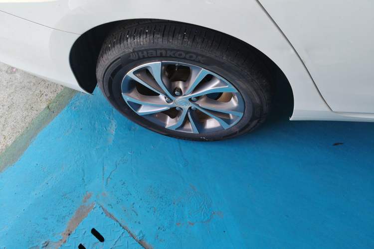 Used Buick Verano 2022 Pro 533T Enjoyment Edition Right Rear Wheel Hub