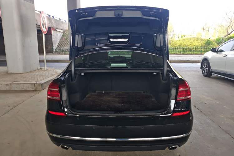 Used Volkswagen Passat 2017 330TSI DSG Luxury Edition Trunk