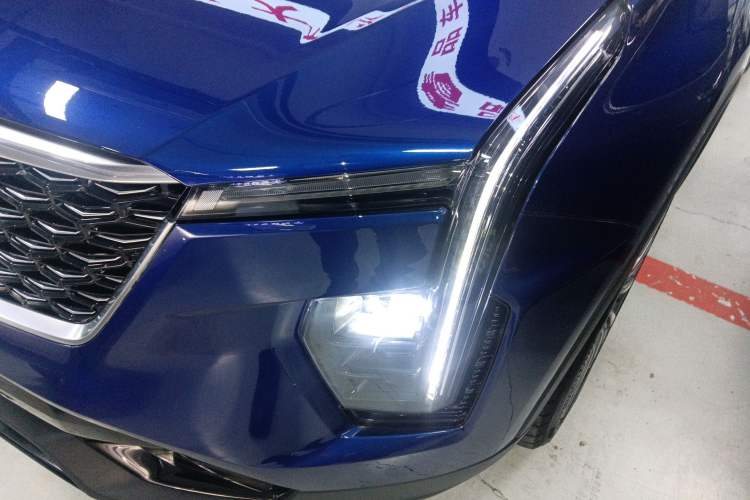 Used Cadillac XT4 2024 28T Two-Wheel-Drive Prestige Version
