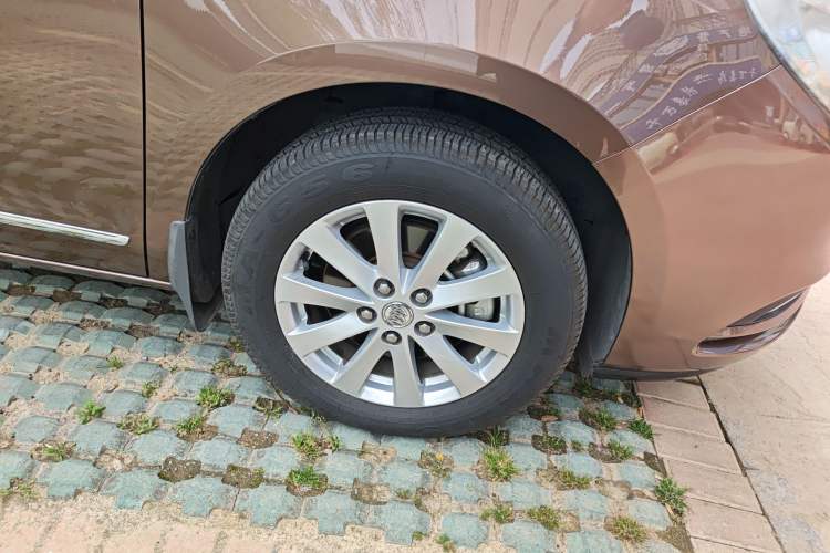 Used Buick GL8 2018 28T Luxury Model China VI Standard Right Front Wheel Hub