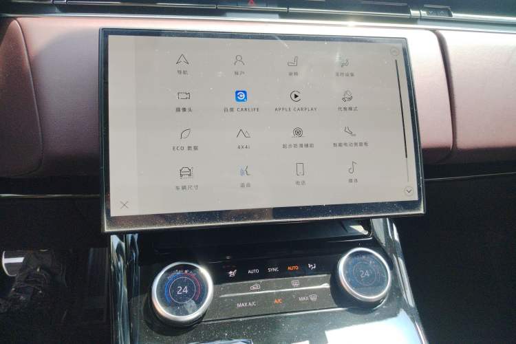 Used Land Rover Range Sport 2023 400PS Dynamic SE Audio And AC Panel