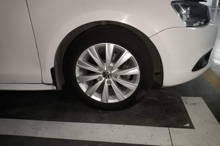 Used Volkswagen Sagitar 2014 Revised Version 1.6L Manual Comfort Edition
