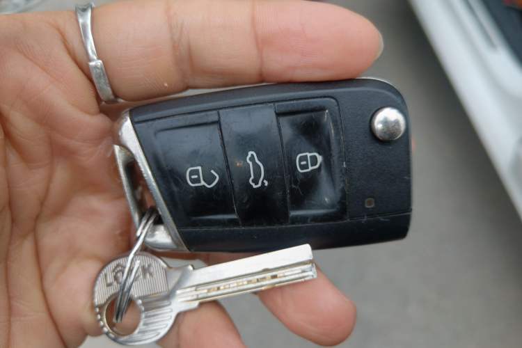 Used Volkswagen Lamando 2019 280TSI DSG Comfort Edition China VI standard
