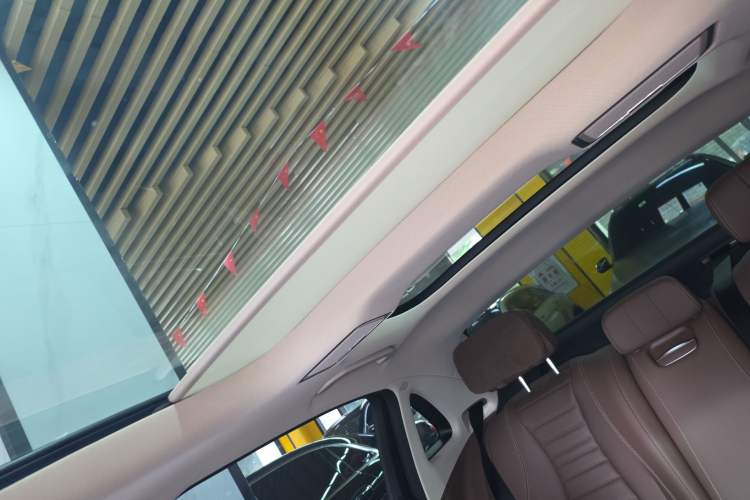 Used Mercedes-Benz E-Class 2020 E 300 L Sporty and Stylish Model