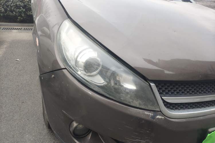 Used JAC Group Refine M2 2013 1.5L Manual Luxury 5-Seater