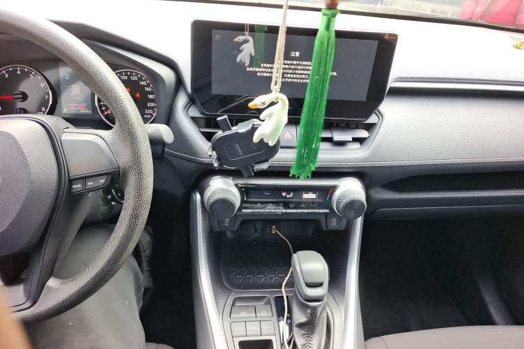 Used Toyota Wildlander 2023 2.0L CVT Two-Wheel Drive Leading Edition Audio And AC Panel