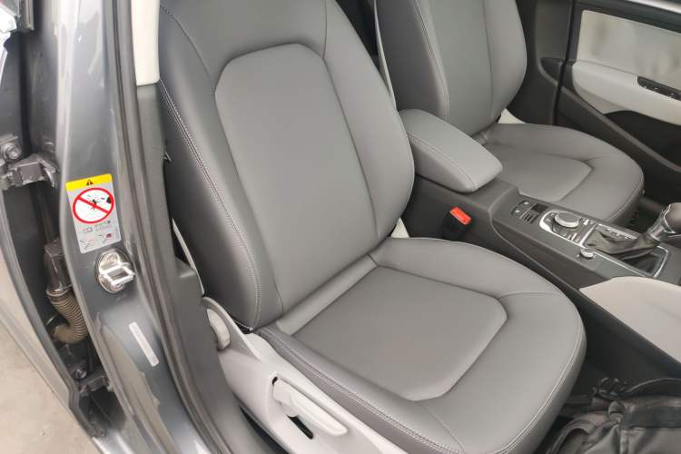 Used Audi A3 2014 Sportback 35 TFSI Automatic Style Edition Right Front Seat