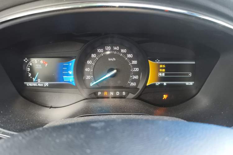 Used Ford Taurus 2017 EcoBoost 245 Luxury Model Instrument Cluster