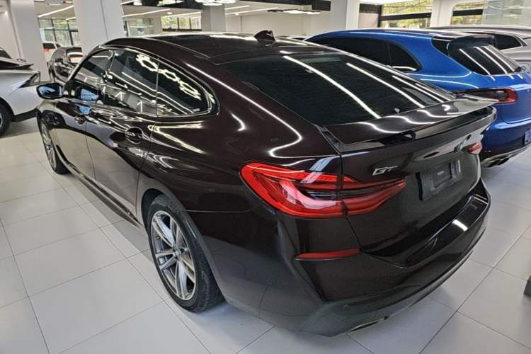 Used BMW 6 Series GT 2020 630i M Sport Package Rear Left 45 Deg