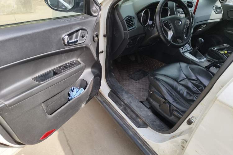 Used GAC Trumpchi GS5 2012 2.0L Manual Two-Wheel Drive Elite Edition
