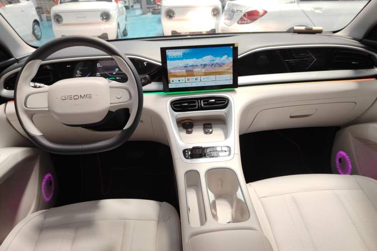 Used Geely Galaxy Geome 2026 Model 310km Youth Edition Audio And AC Panel