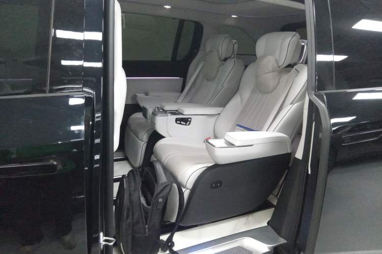 Used XPeng X9 2024 640 All-Wheel Drive High-Performance Max
