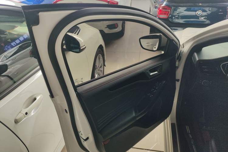 Used Ford Focus 2021 Sedan EcoBoost 180 Automatic ST Line