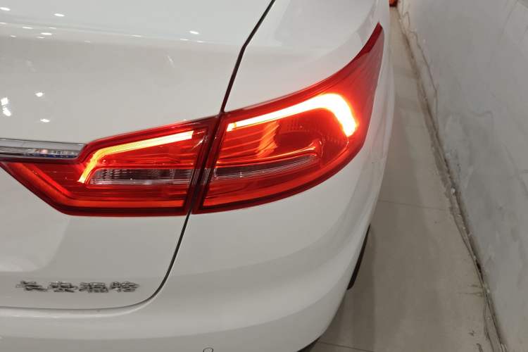 Used Ford Escort 2019 Revised Version 1.5L Automatic Enjoyment Type China VI Standard
