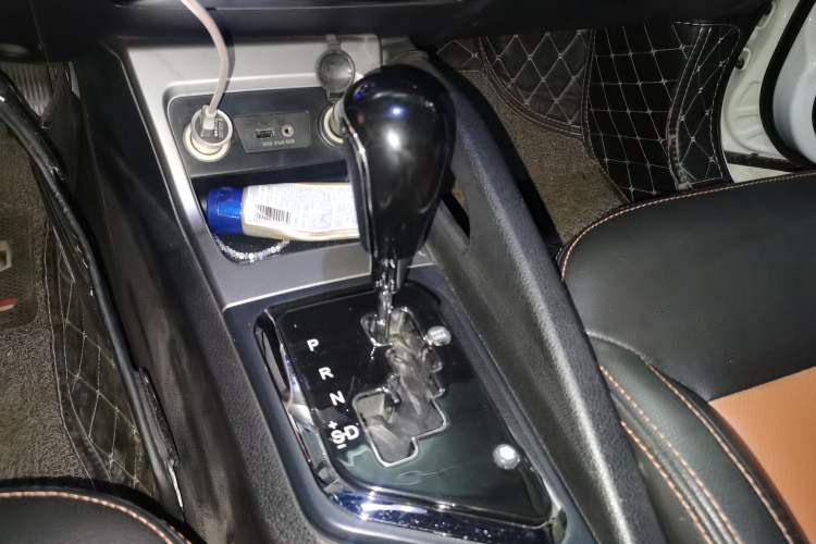 Used JAC Refine S3 2014 1.5L CVT Luxury Smart Model