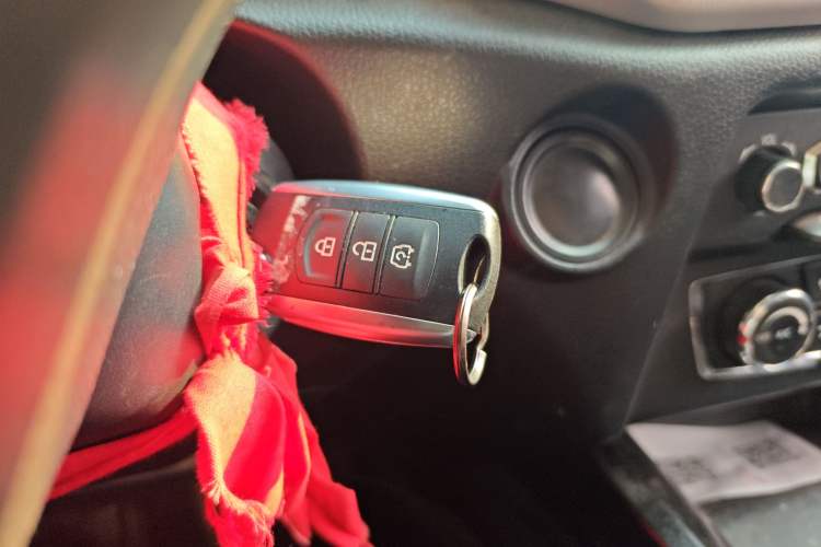 Used Dongfeng Fengon S560 2019 1.8L Manual Urban Model