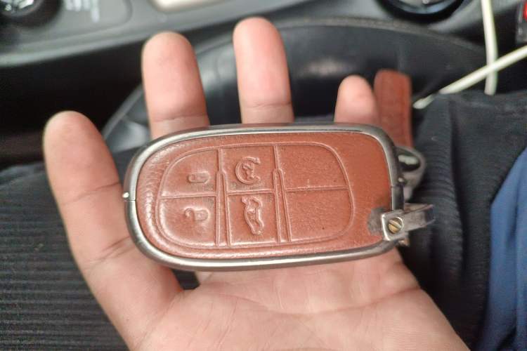 Used Jeep Cherokee 2014 2.4L Luxury Edition