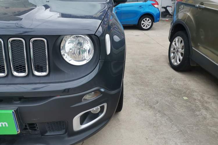 Used Jeep Renegade 2017 180T Automatic High-Energy Version